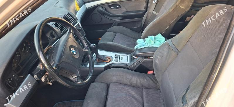 BMW E39 2001 - 120 000 TMT - Aşgabat - img 5