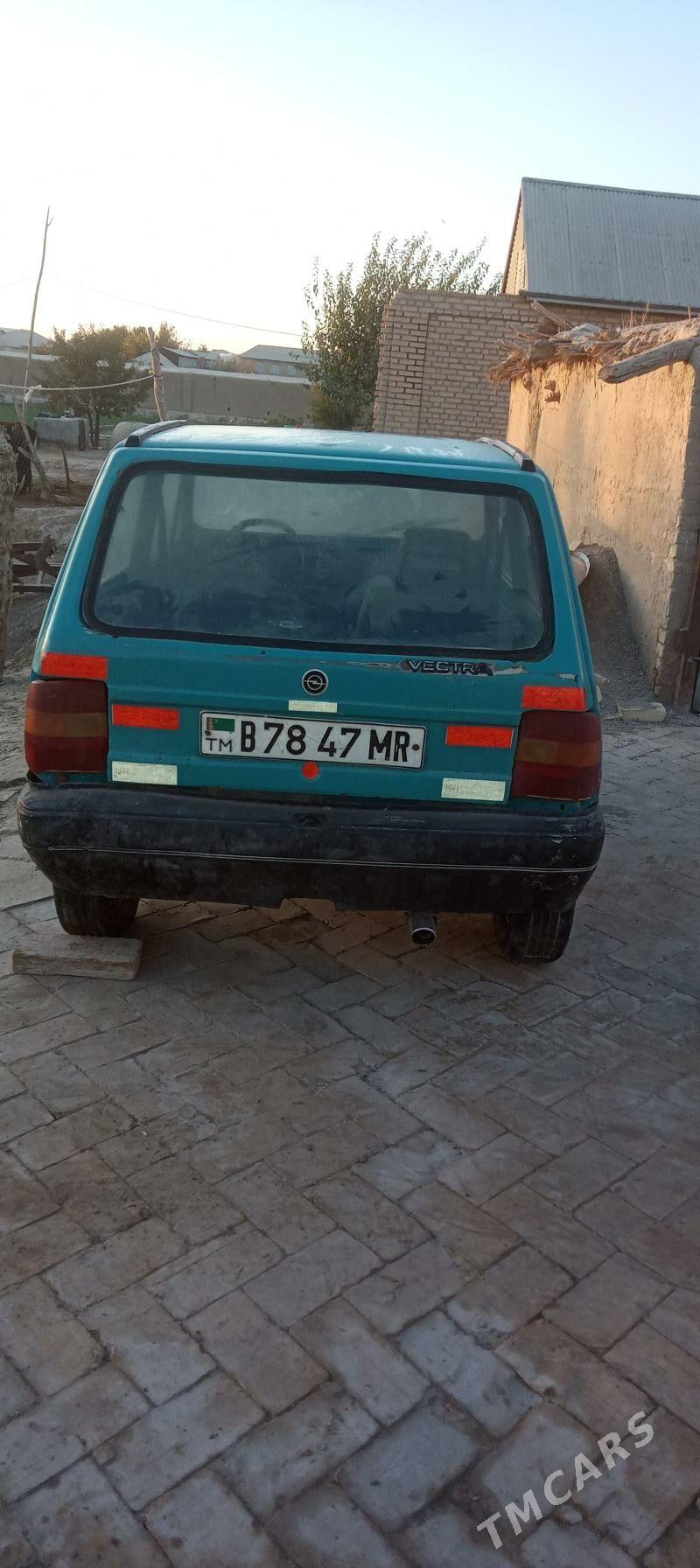 Opel Astra 1985 - 6 000 TMT - Байрамали - img 1