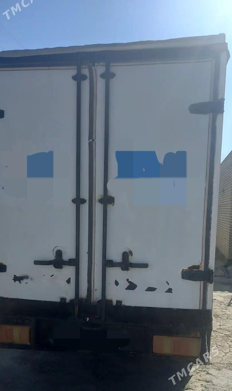 Toyota Dyna 2009 - 80 000 TMT - Мары - img 4