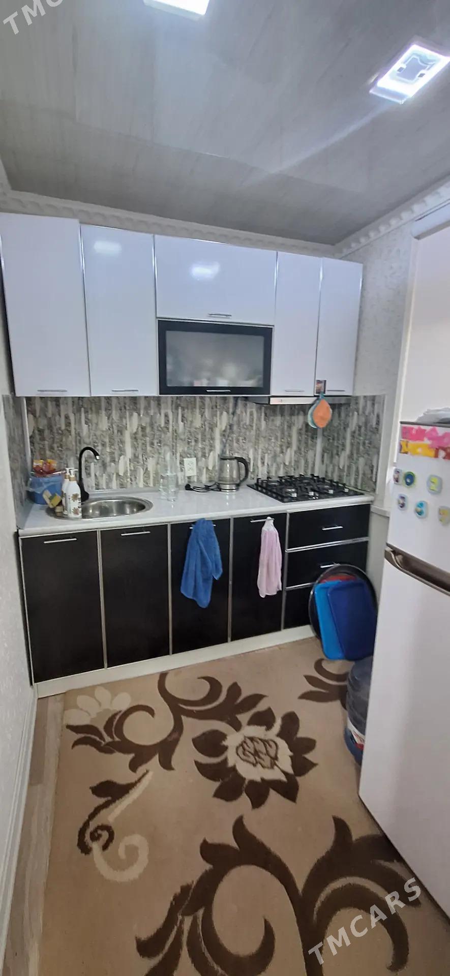 Satlyk 30 mkr 1 komnat 3 etaj - Ашхабад - img 3