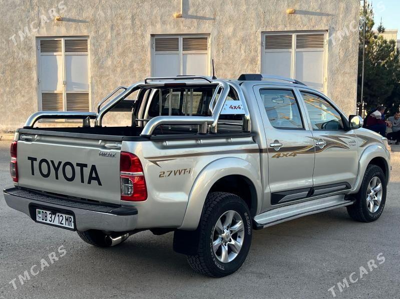 Toyota Hilux 2014 - 400 000 TMT - Мары - img 7