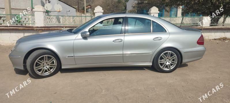 Mercedes-Benz E-Class 2004 - 170 000 TMT - Туркменбаши - img 9