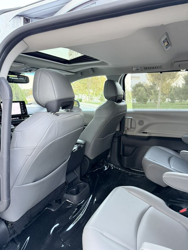 Toyota Sienna 2023 - 460 000 TMT - Ашхабад - img 9