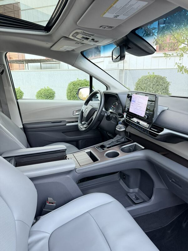 Toyota Sienna 2023 - 460 000 TMT - Ашхабад - img 7