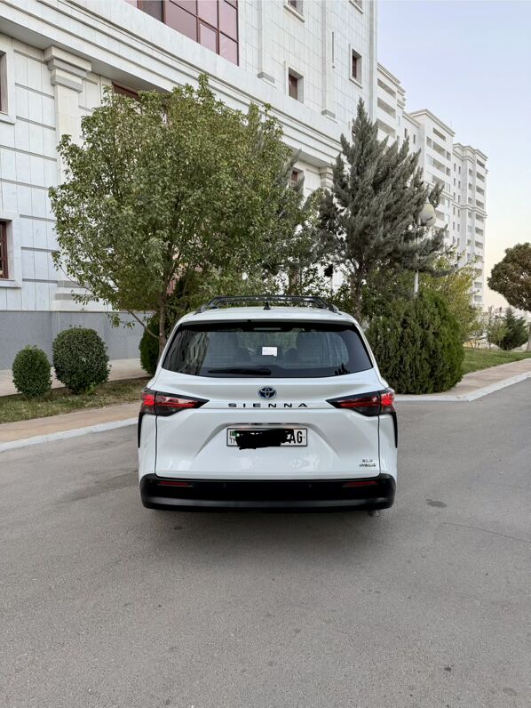 Toyota Sienna 2023 - 460 000 TMT - Ашхабад - img 5
