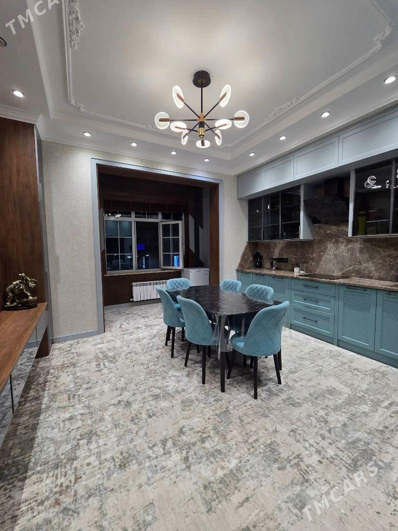 Gurtly 3 kom 3 etaj Yewro - Ашхабад - img 5