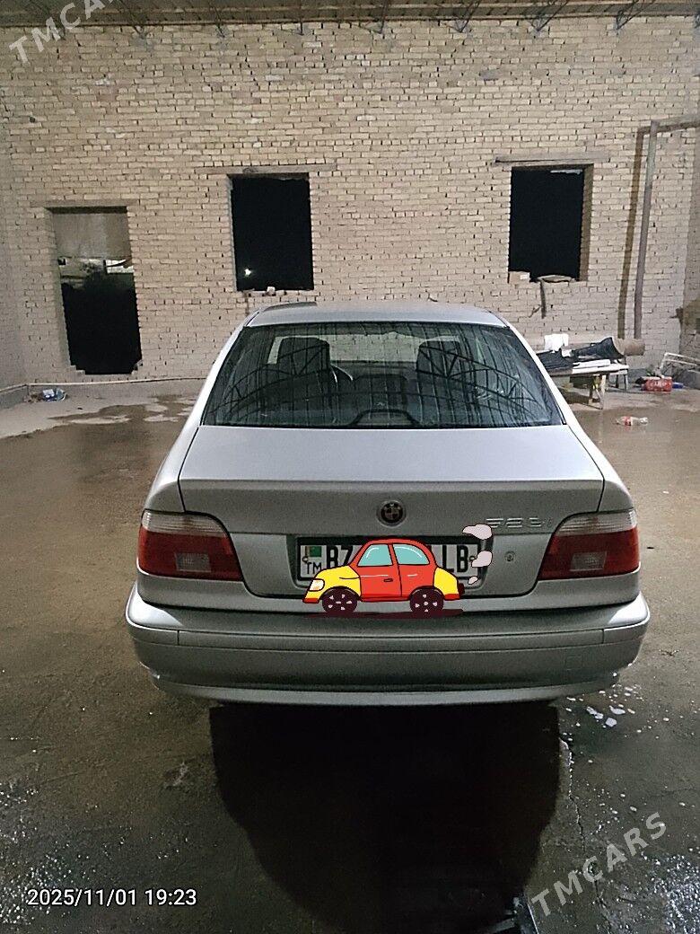 BMW 525 2002 - 95 000 TMT - Чарджоу - img 3