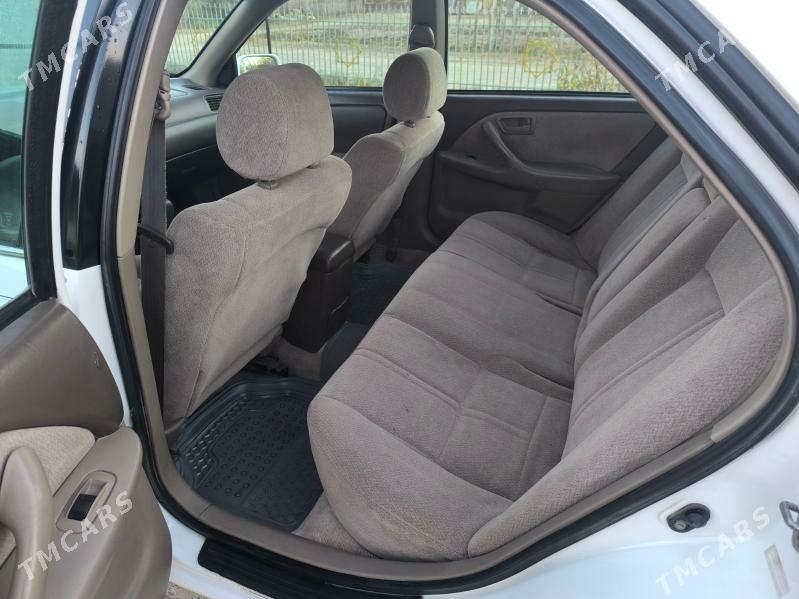 Toyota Camry 2001 - 170 000 TMT - Köneürgenç - img 7