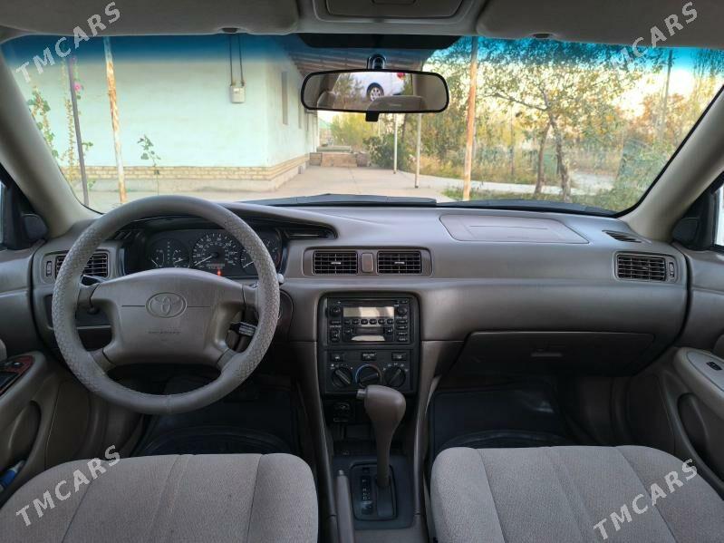 Toyota Camry 2001 - 170 000 TMT - Köneürgenç - img 6
