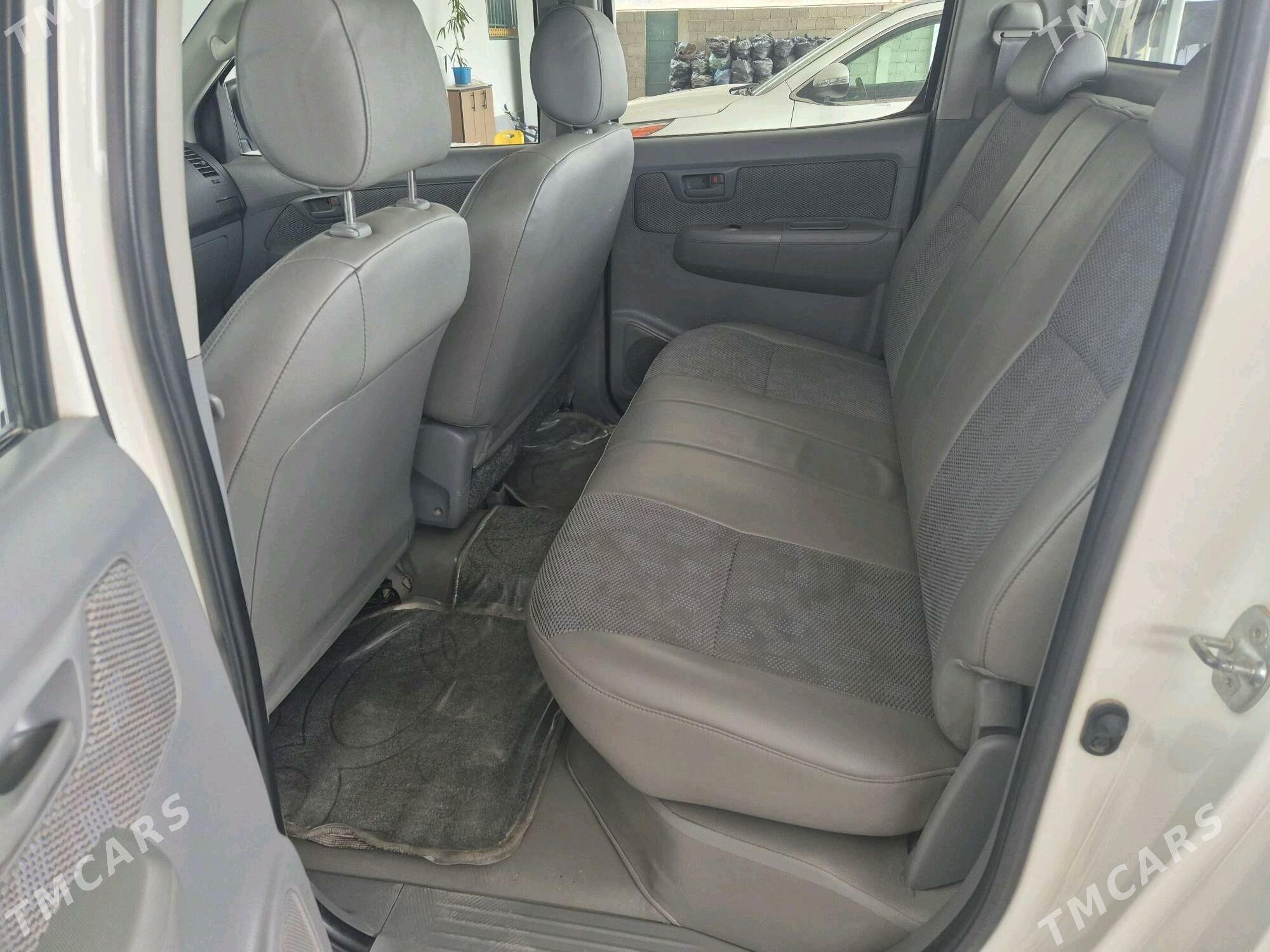 Toyota Hilux 2009 - 350 000 TMT - Ашхабад - img 5