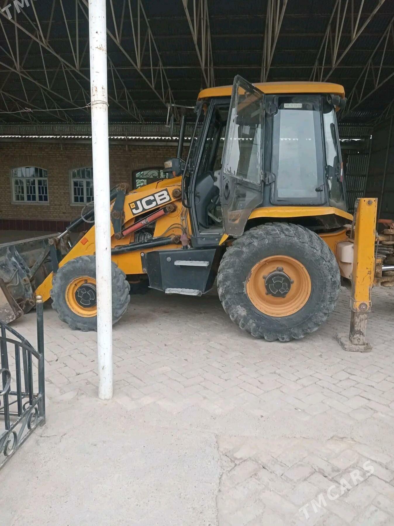 JCB 4CX ECO 2014 - 550 000 TMT - Байрамали - img 5