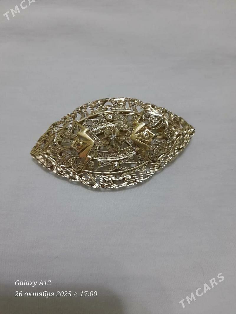 gyzyl broşka - Ак-Бугдайский этрап - img 3