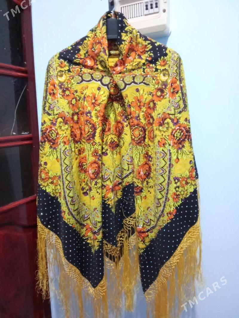 han gyňaç svarovski gasly - Herrikgala - img 1