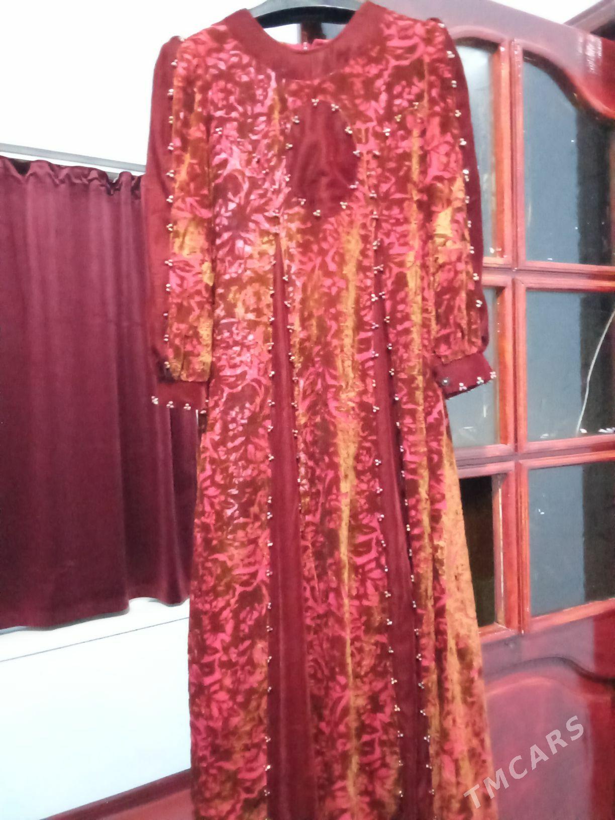 Güllü pombah - Херрикгала - img 1