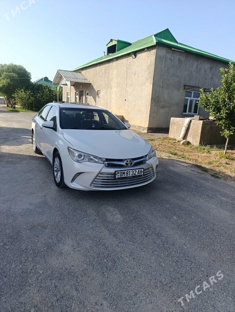 Toyota Camry 2017 - 300 000 TMT - Ak bugdaý etraby - img 7