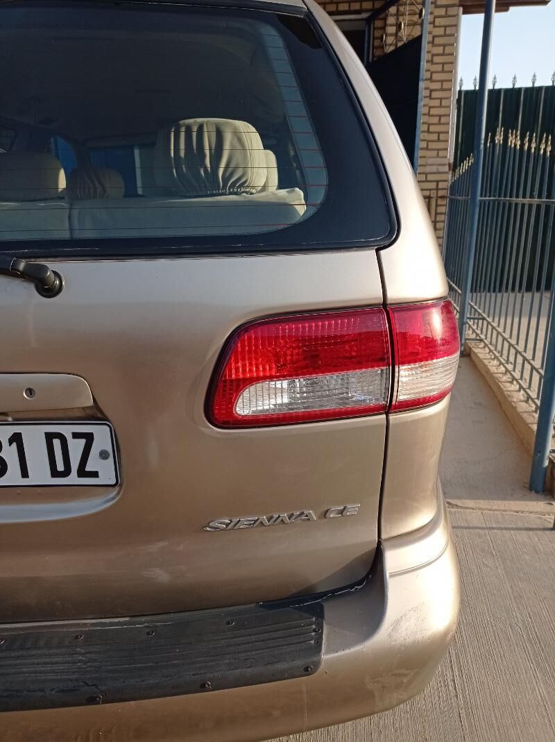 Toyota Sienna 2002 - 190 000 TMT - Daşoguz - img 10