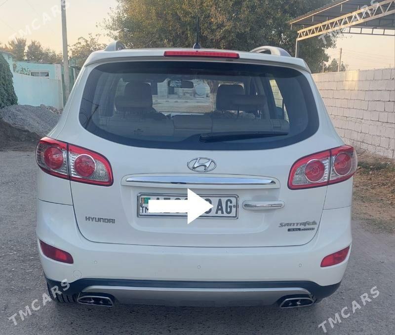 Hyundai Santa Fe 2012 - 187 000 TMT - Ашхабад - img 3