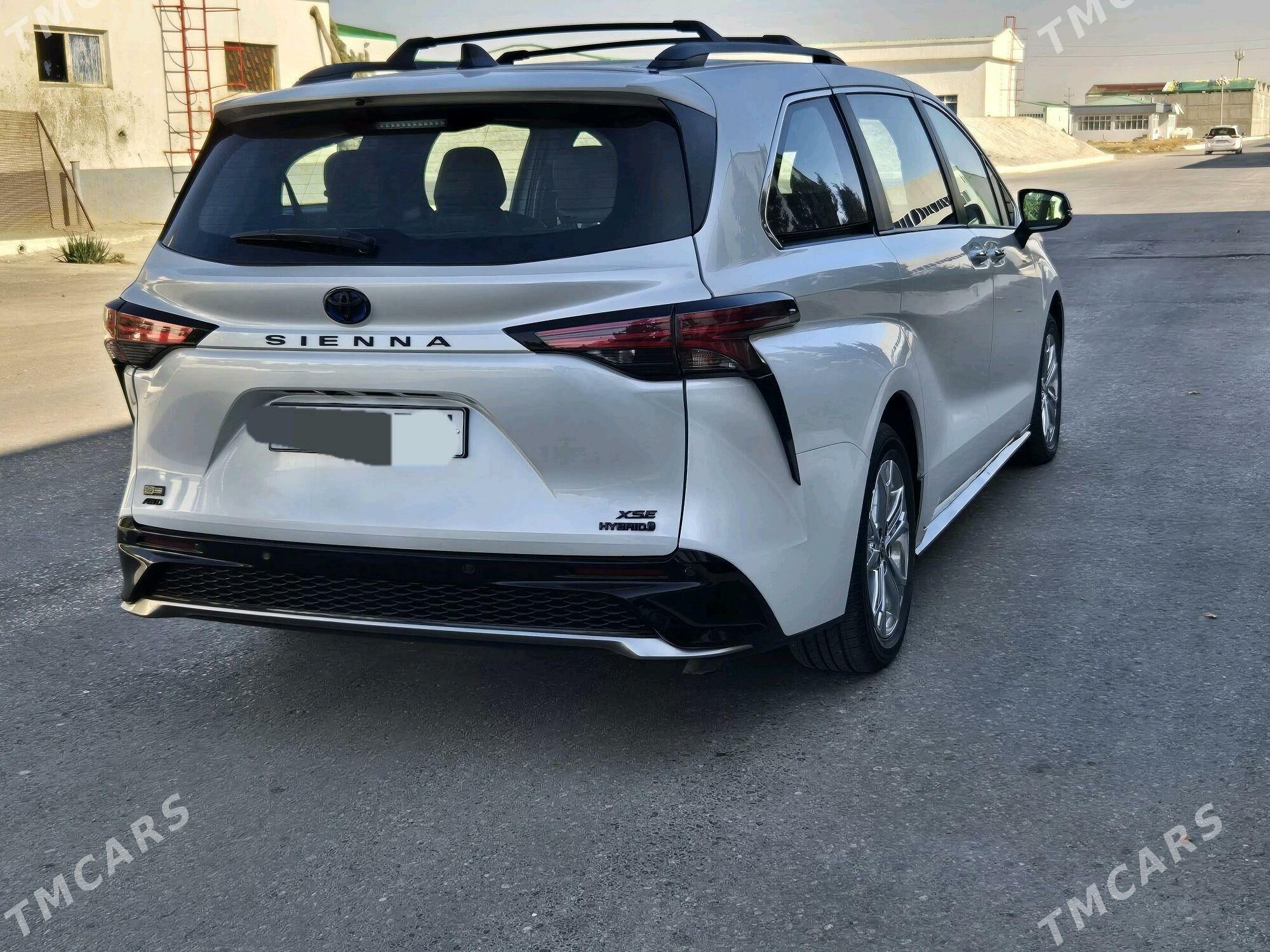 Toyota Sienna 2023 - 640 000 TMT - Анев - img 5