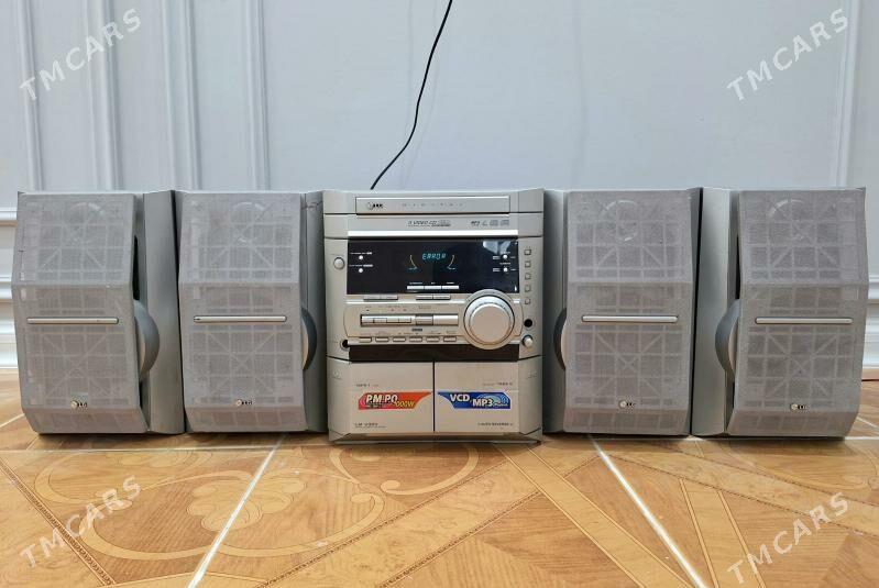 LG LM-V320 - 30 mkr - img 2