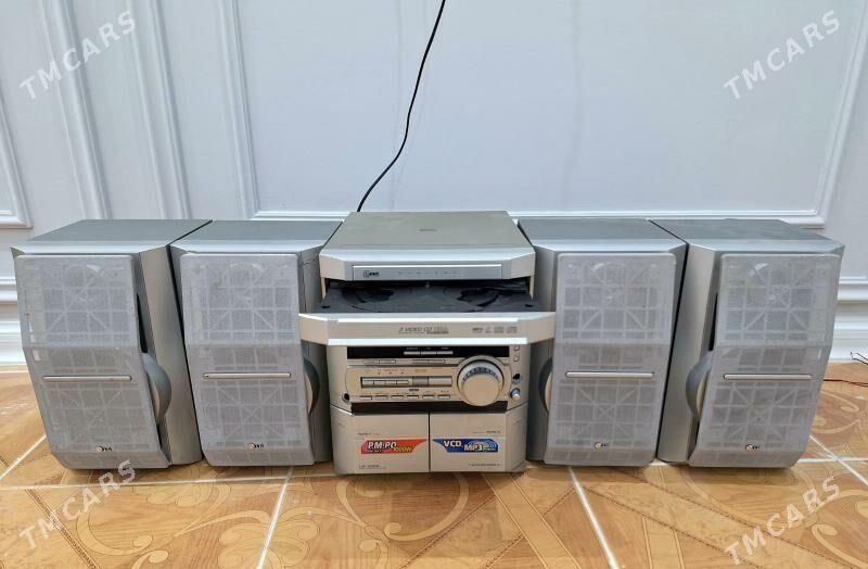 LG LM-V320 - 30 mkr - img 3