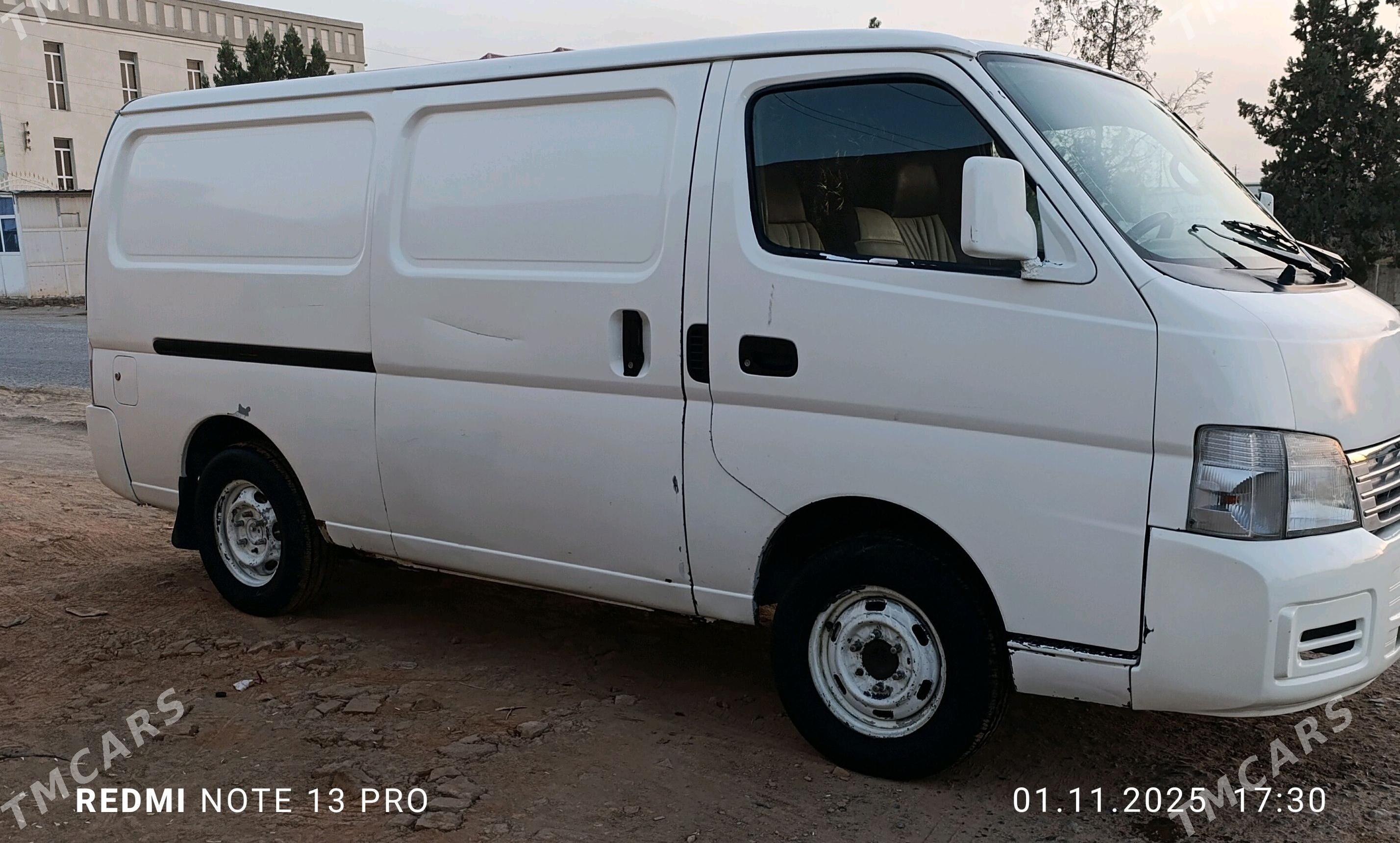 Toyota Hiace 2004 - 100 000 TMT - Керки - img 4
