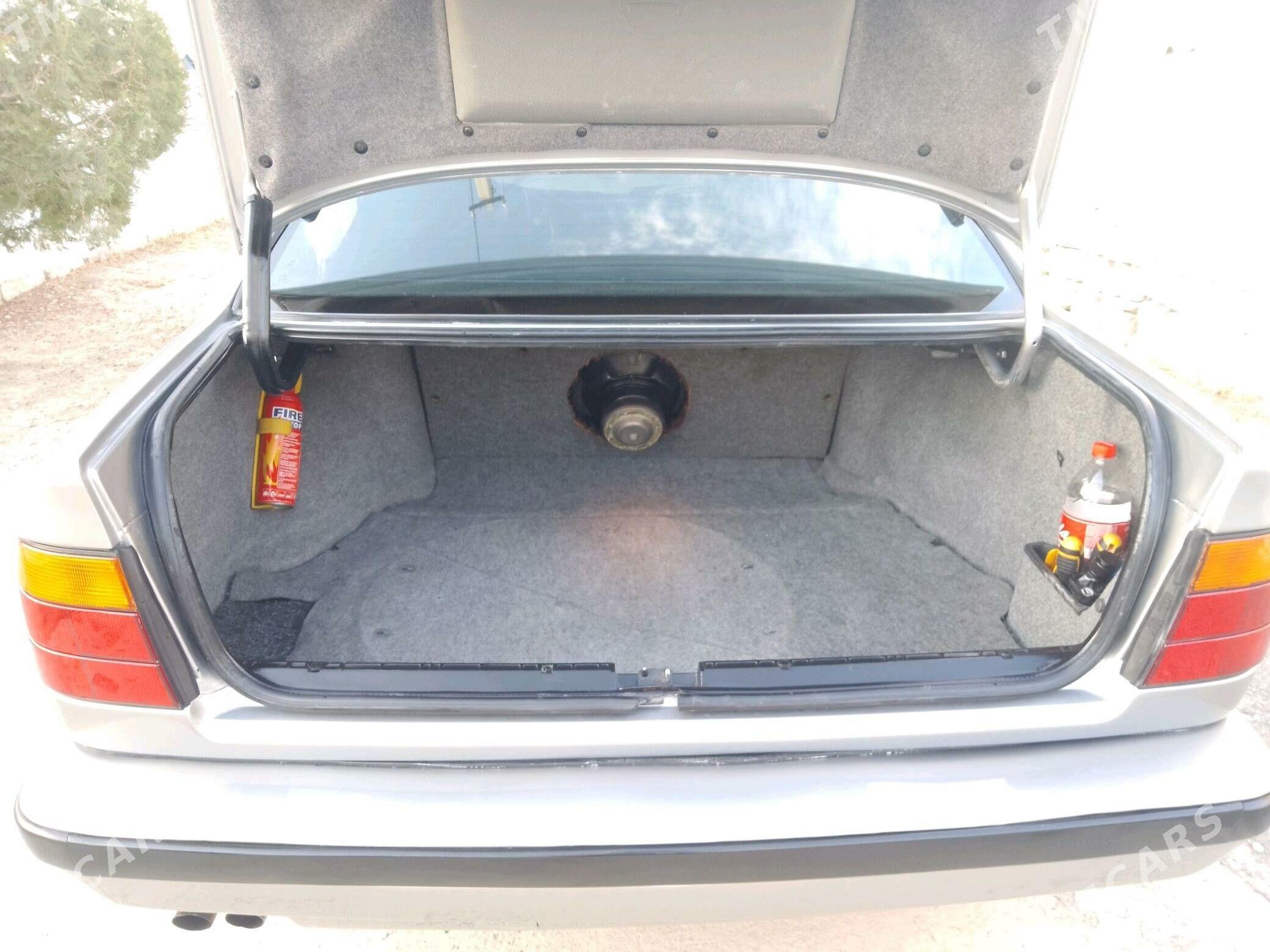 BMW 528 1992 - 85 000 TMT - Gyzylarbat - img 4