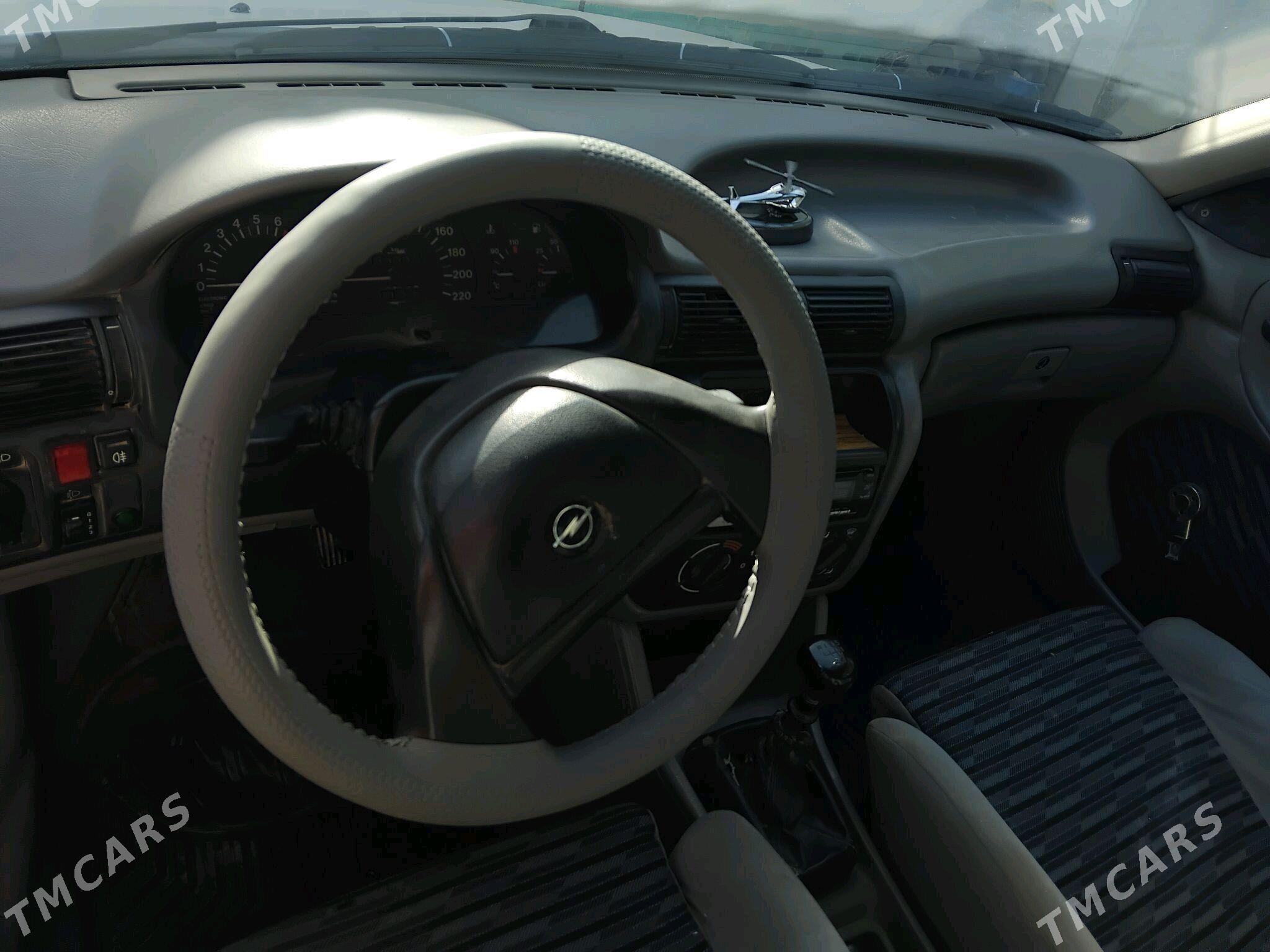 Opel Astra 1994 - 45 000 TMT - Änew - img 3