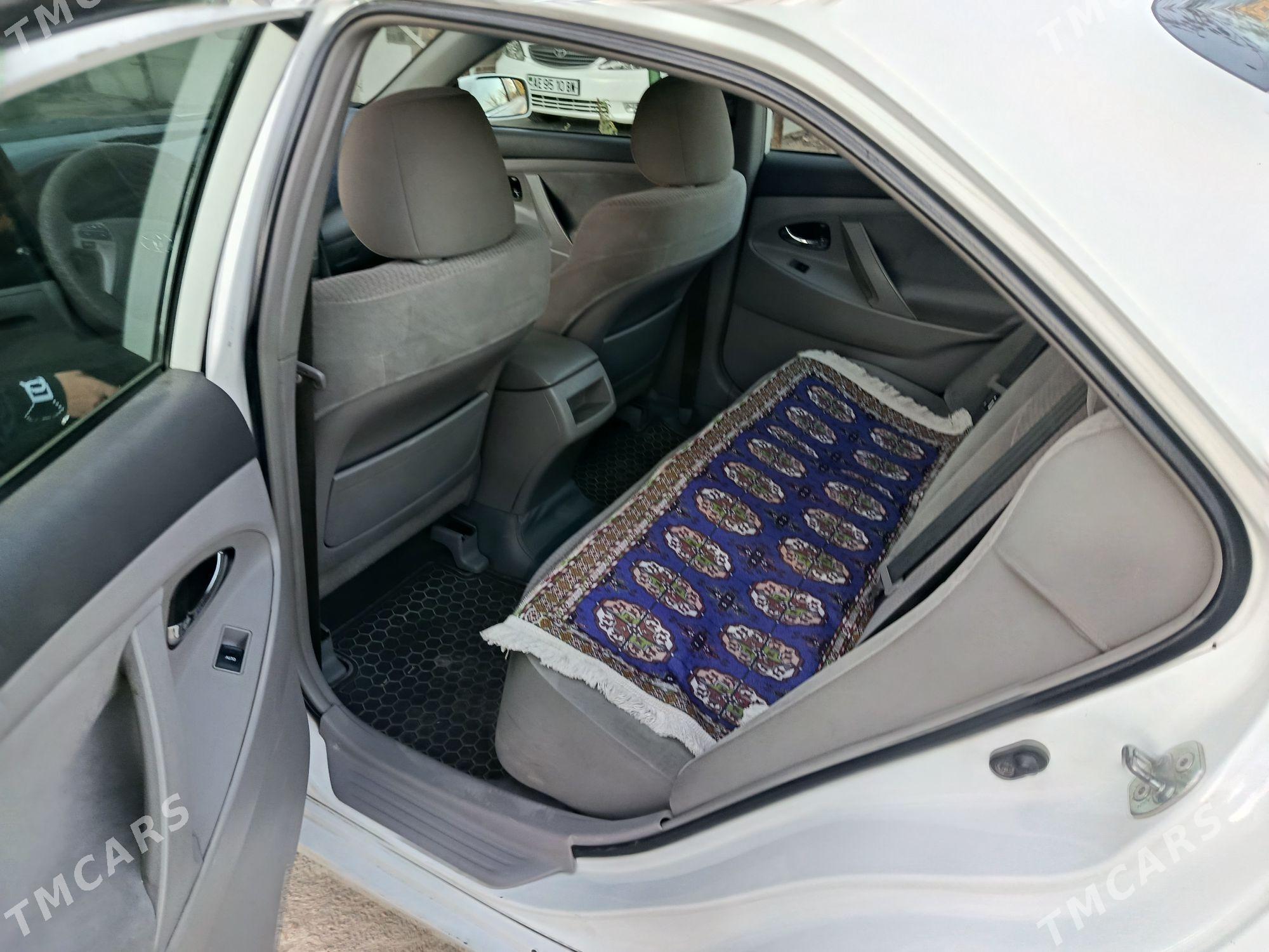 Toyota Camry 2011 - 190 000 TMT - Балканабат - img 6