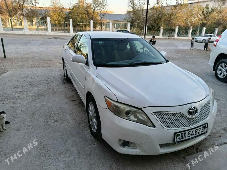 Toyota Camry 2011 - 190 000 TMT - Балканабат - img 2
