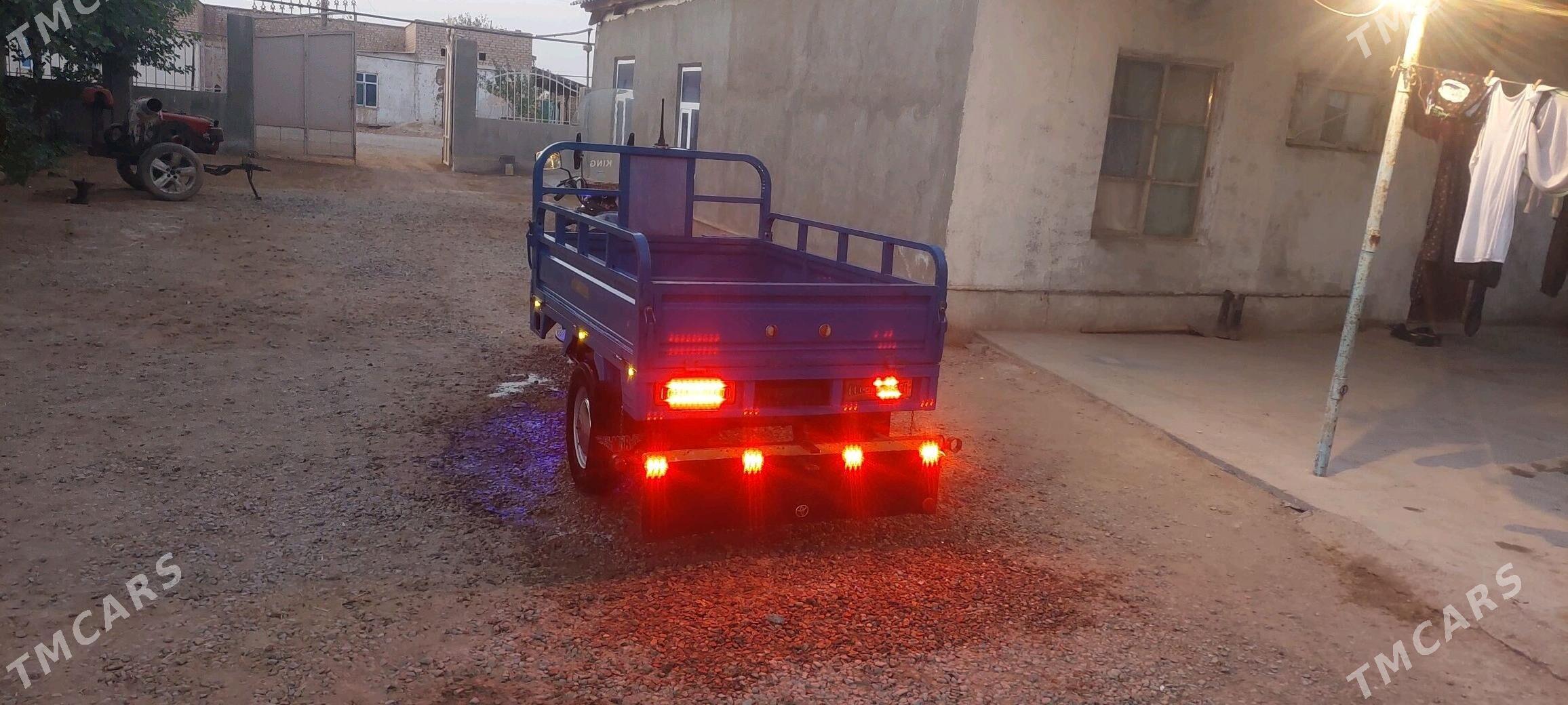 Fekon FK200-14G 2014 - 18 000 TMT - Теджен - img 3