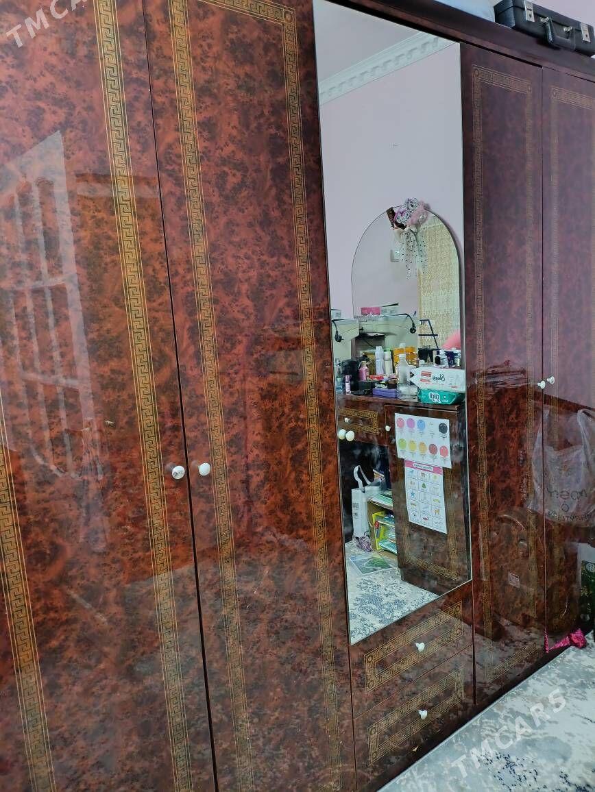 spalnyý garnnitur - 4 мкр - img 1