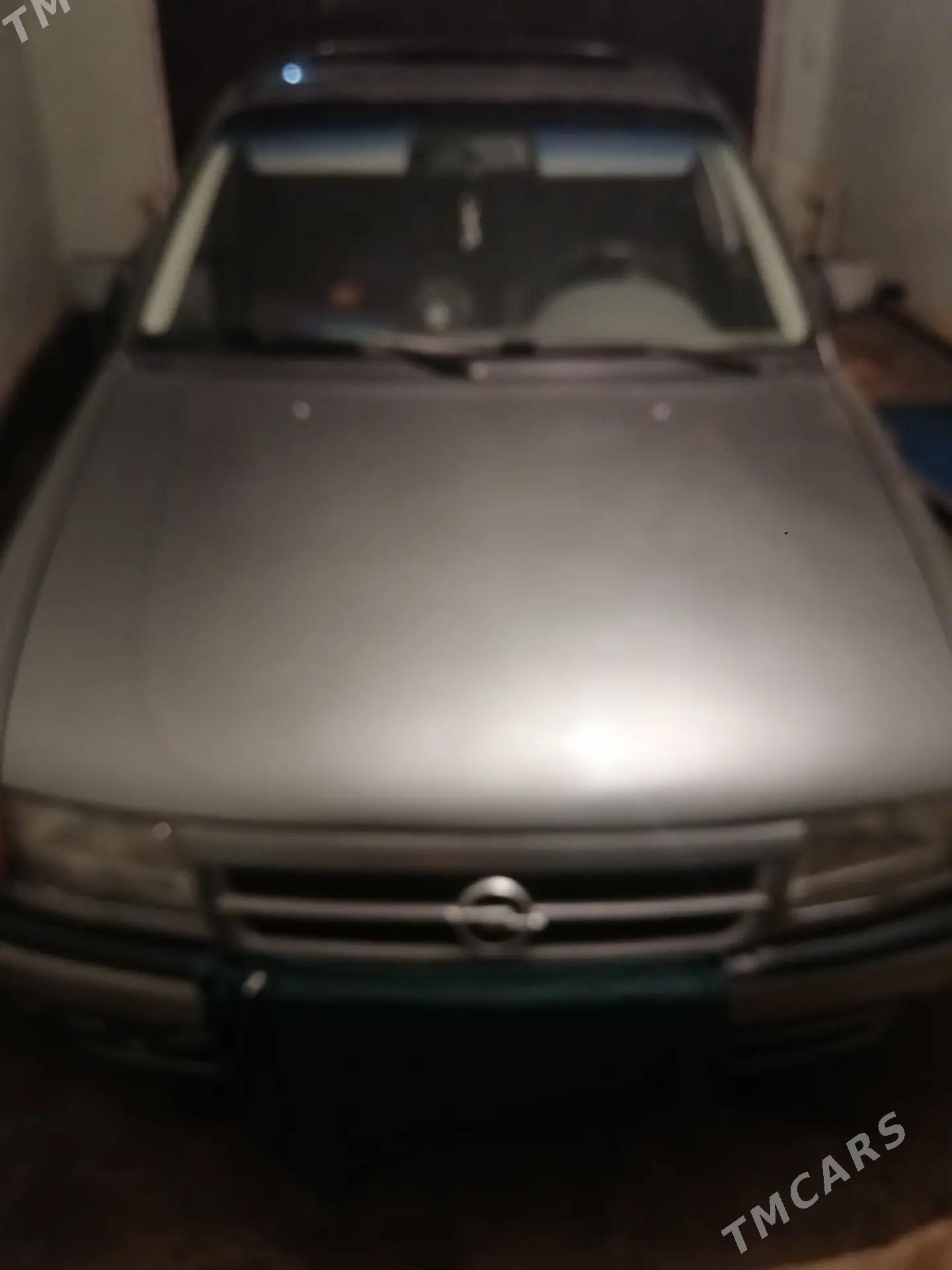 Opel Astra 1993 - 30 000 TMT - Дашогуз - img 4