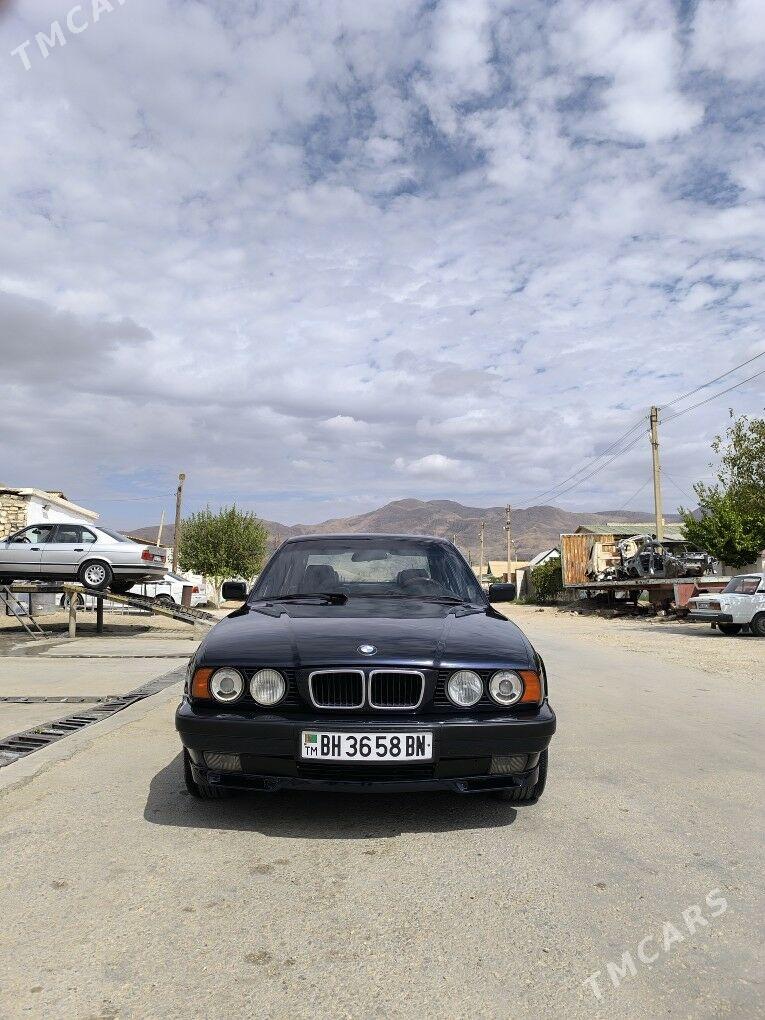 BMW 525 1993 - 78 000 TMT - Балканабат - img 1