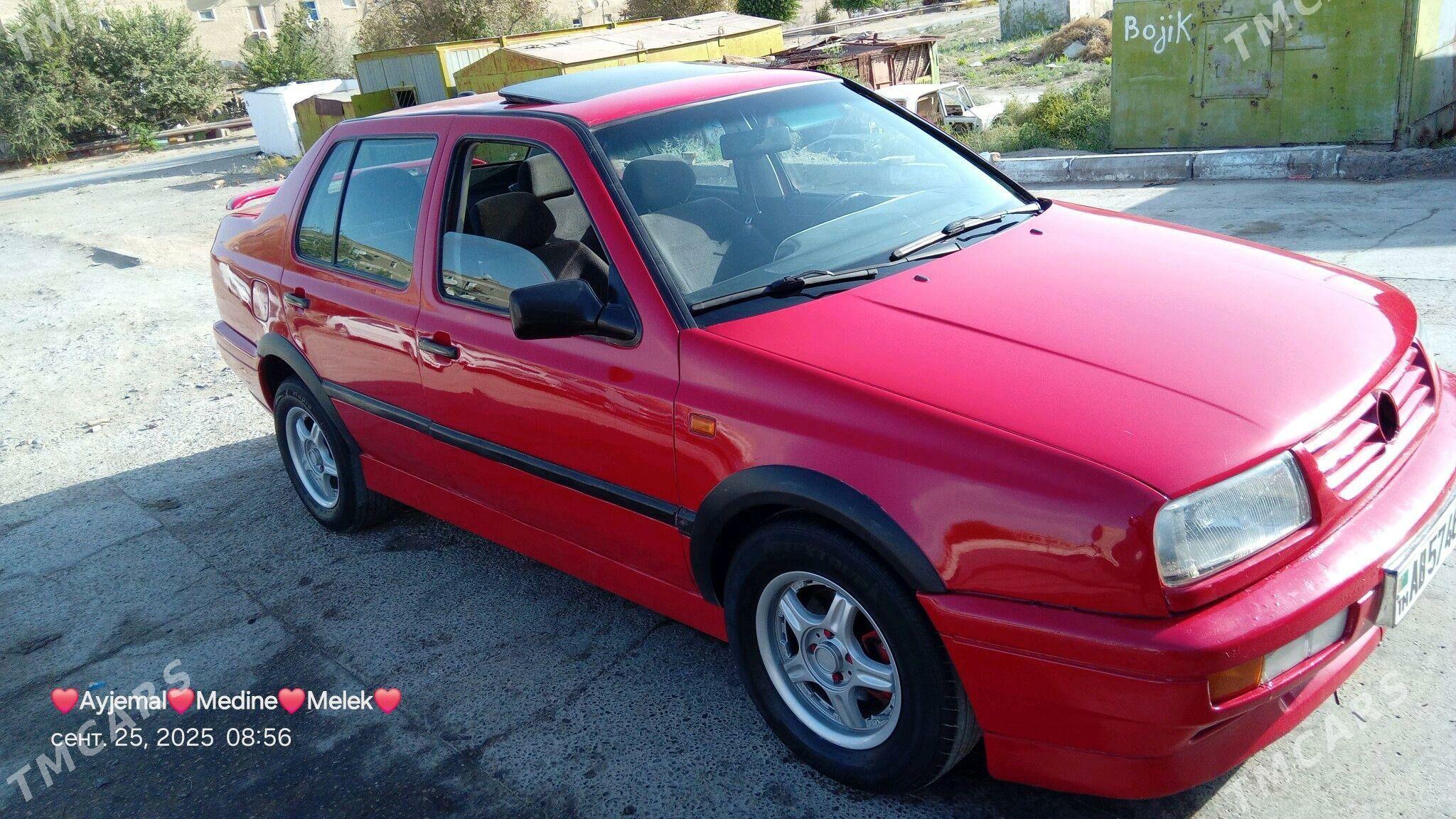 Volkswagen Jetta 1993 - 45 000 TMT - Сейди - img 9