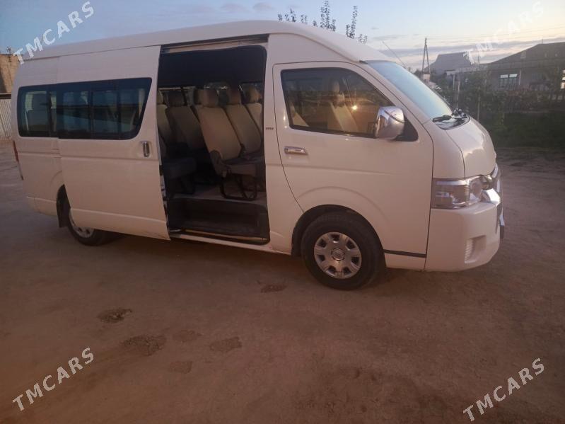Toyota Hiace 2009 - 380 000 TMT - Balkanabat - img 2