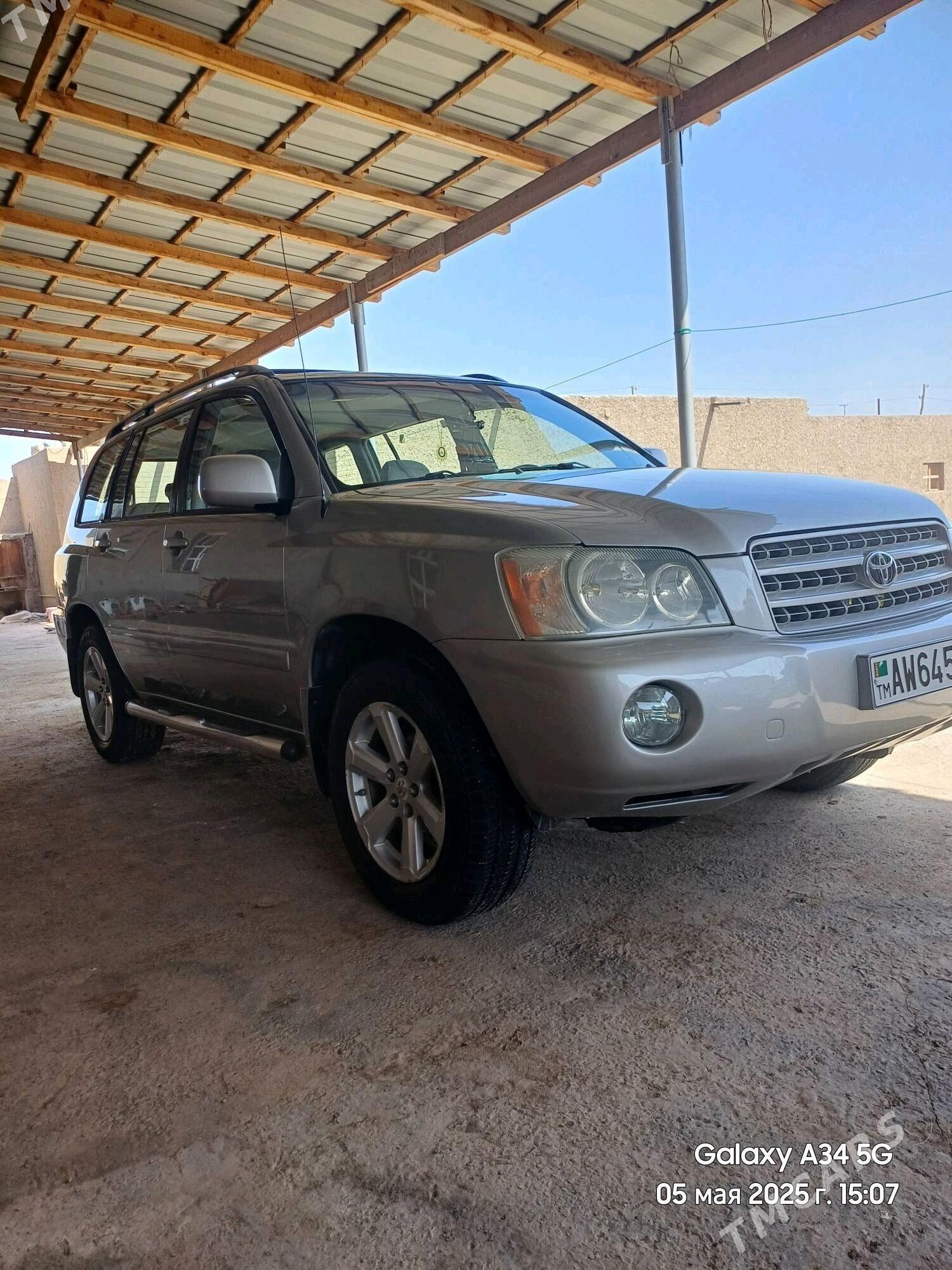 Toyota Highlander 2001 - 200 000 TMT - Köneürgenç - img 6