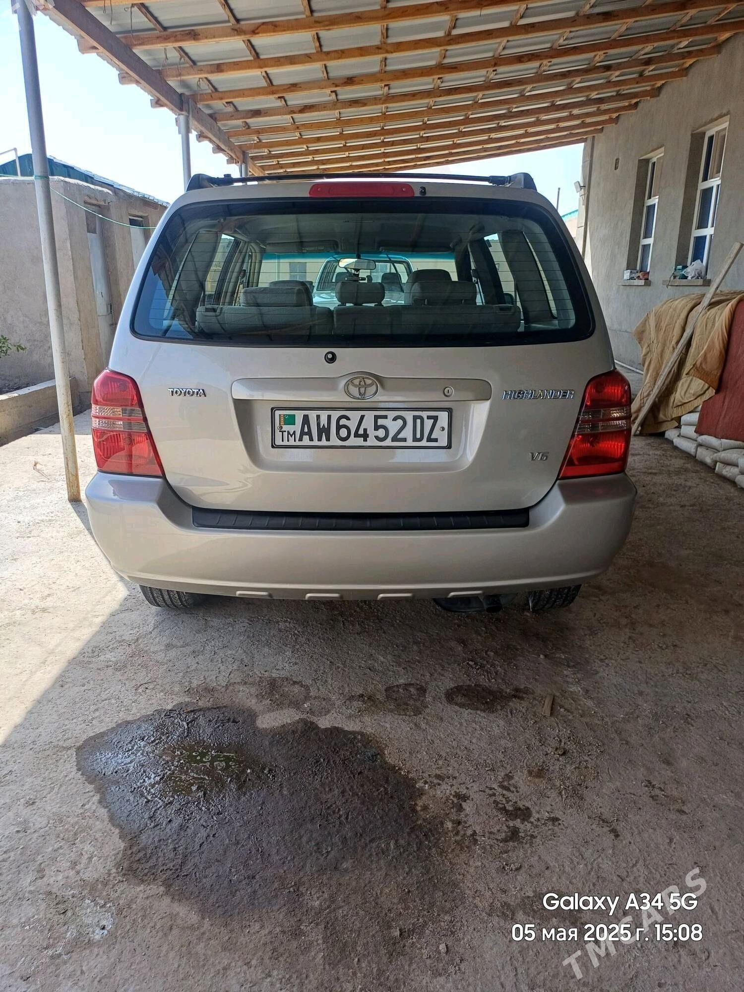 Toyota Highlander 2001 - 200 000 TMT - Köneürgenç - img 7