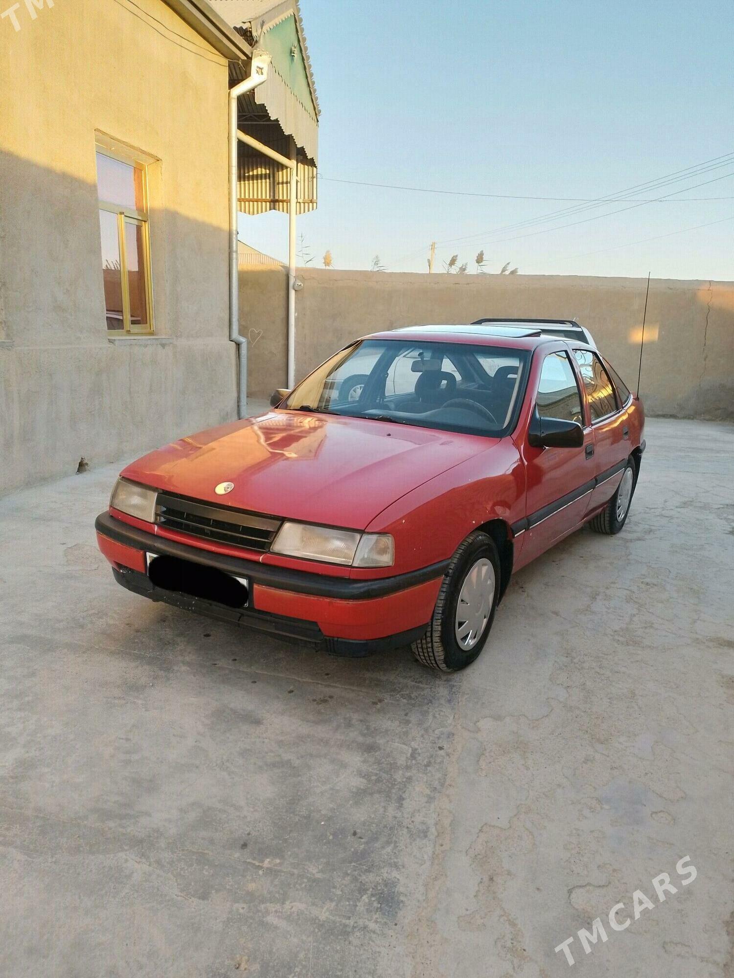 Opel Vectra 1992 - 24 000 TMT - Mary - img 1