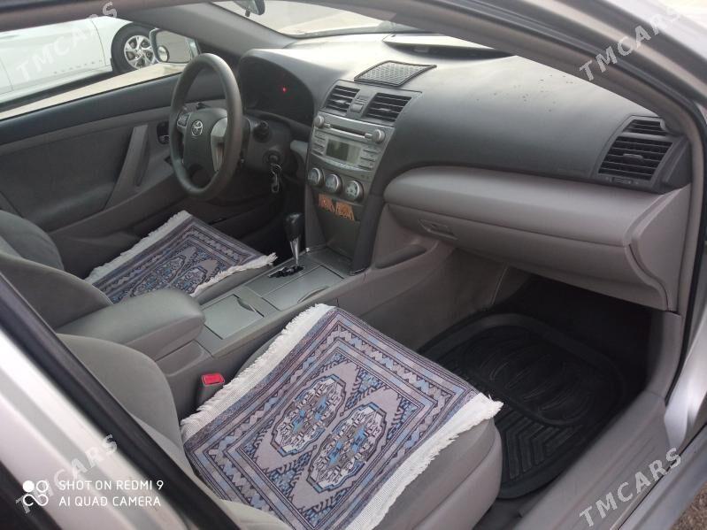 Toyota Camry 2010 - 189 000 TMT - Гуртли - img 3
