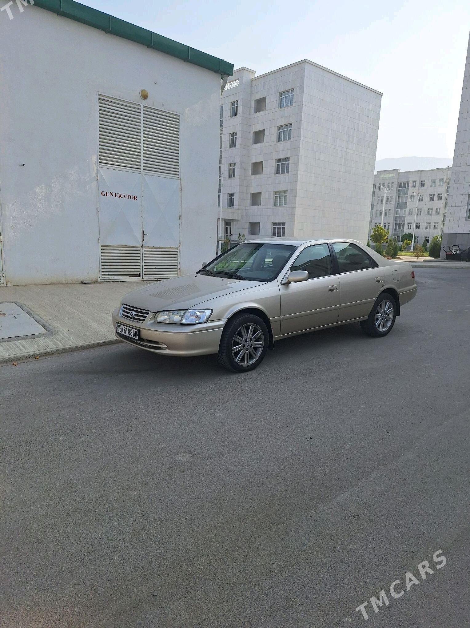 Toyota Camry 2000 - 158 000 TMT - Bäherden - img 7