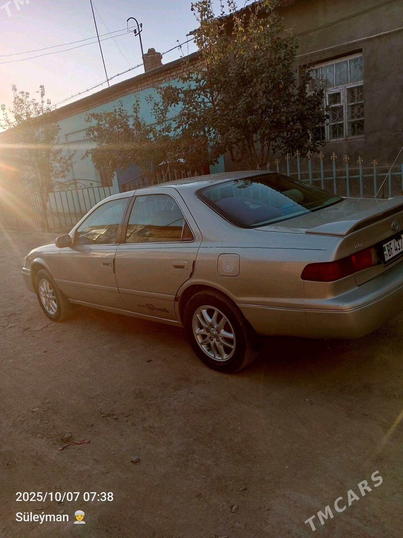 Toyota Camry 1998 - 135 000 TMT - Gurbansoltan Eje - img 3