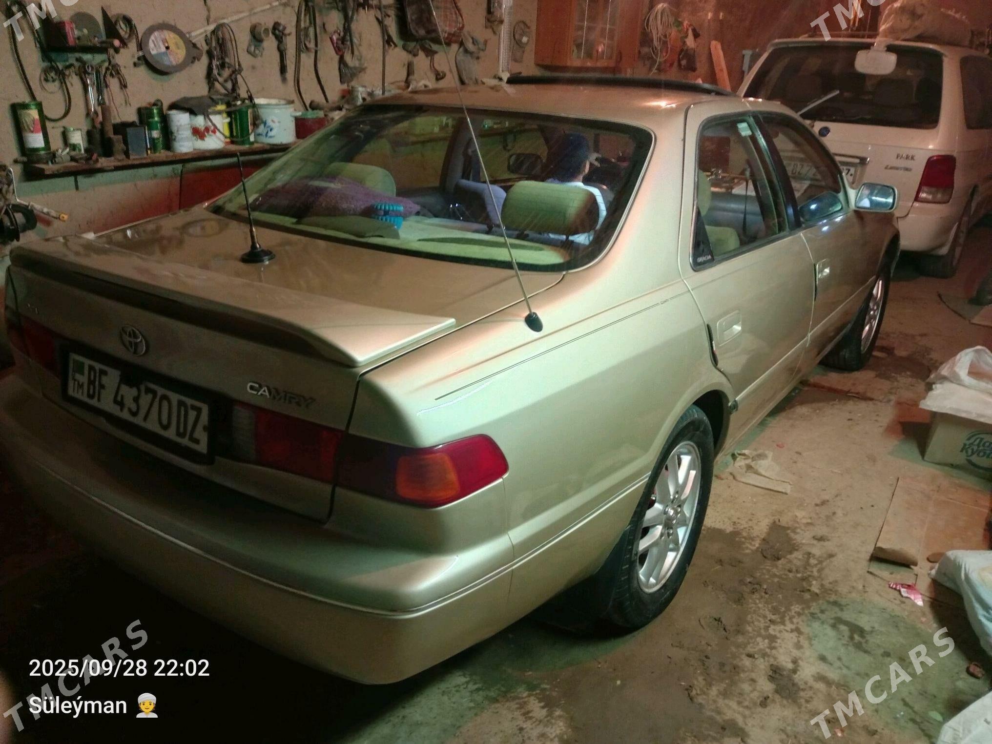 Toyota Camry 1998 - 135 000 TMT - Gurbansoltan Eje - img 2