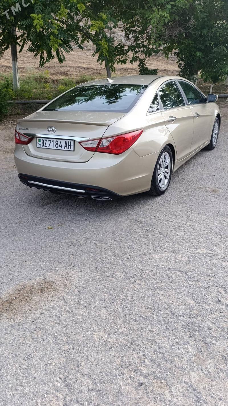 Hyundai Sonata 2011 - 150 000 TMT - Babadaýhan - img 3