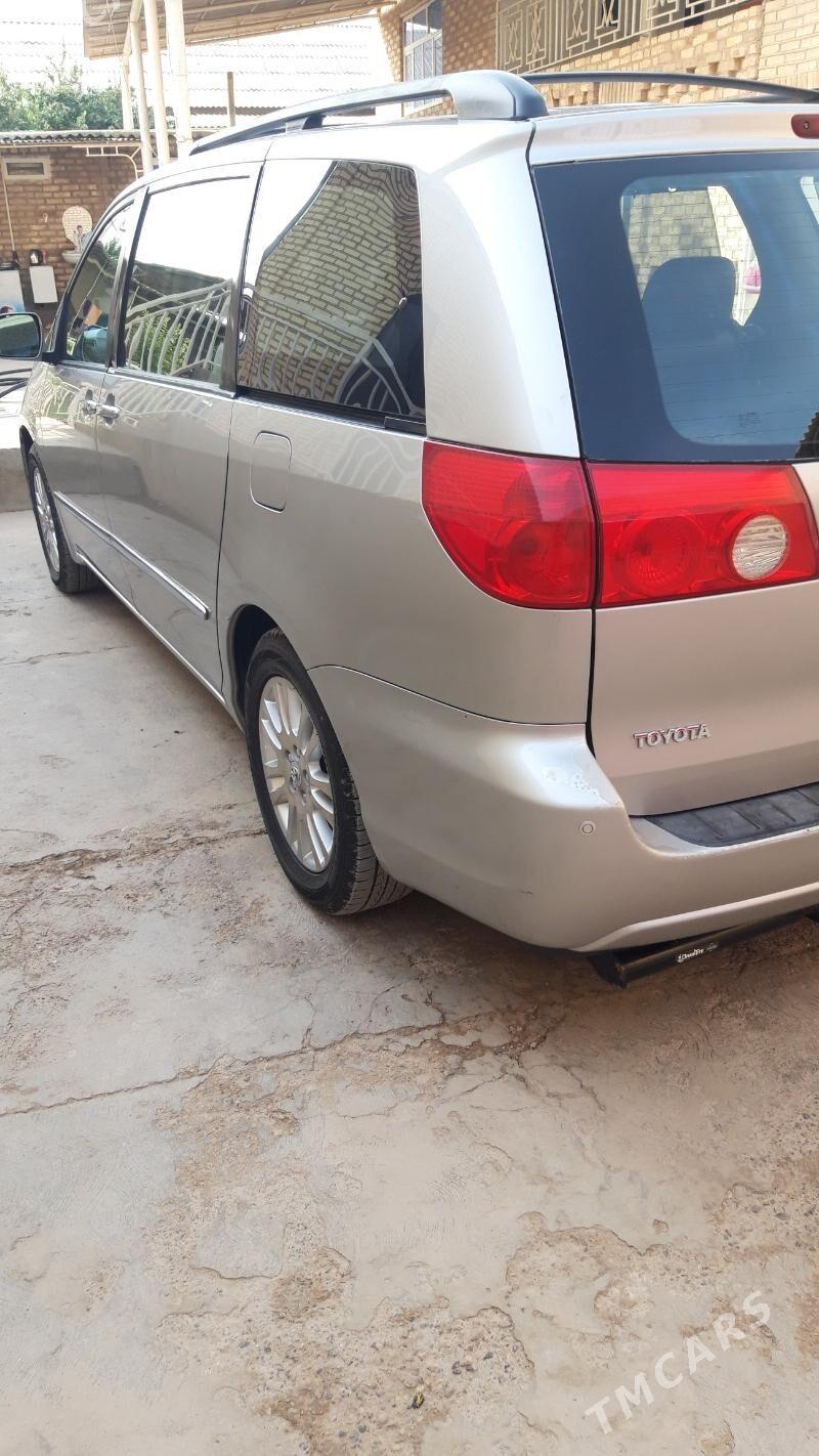Toyota Sienna 2008 - 245 000 TMT - Tejen - img 2