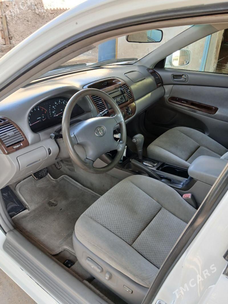 Toyota Camry 2004 - 143 000 TMT - Baýramaly - img 2