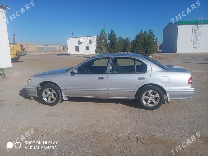 Nissan Cefiro 1995 - 30 000 TMT - Чарджоу - img 4