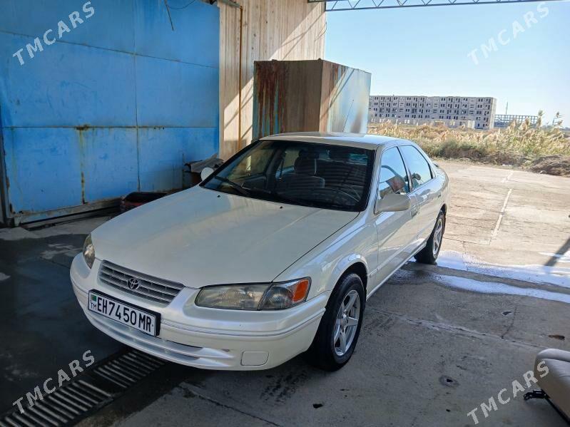 Toyota Camry 1998 - 123 000 TMT - Baýramaly - img 1