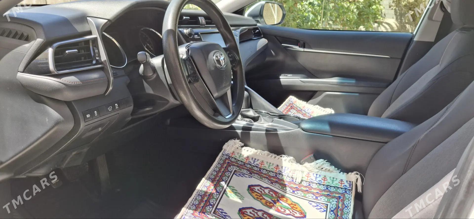 Toyota Camry 2019 - 299 999 TMT - Aşgabat - img 4