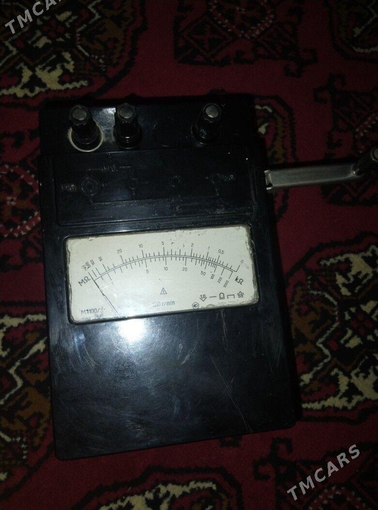 Megommetr Мегомметр - Garadamak - img 1