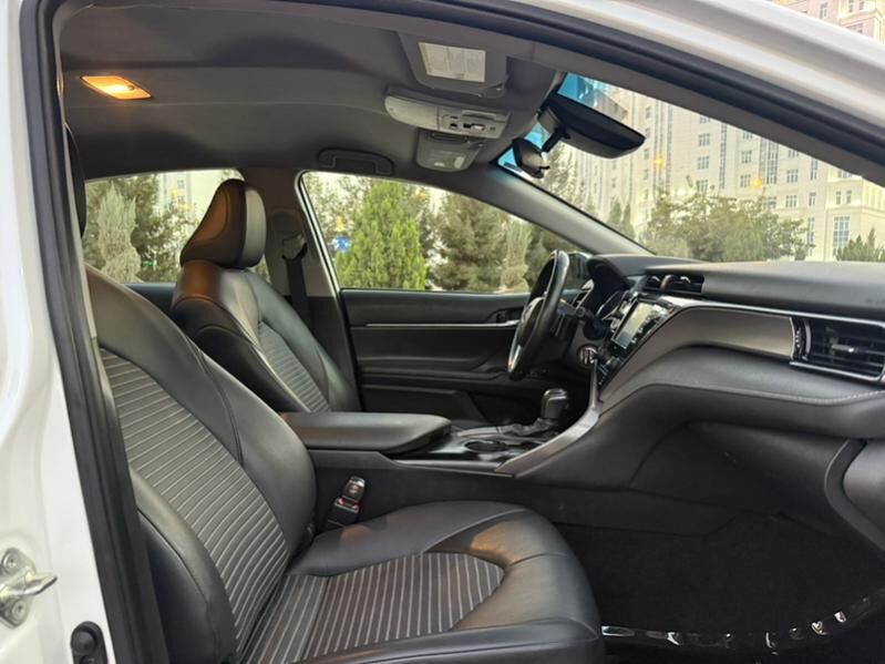 Toyota Camry 2020 - 275 000 TMT - Aşgabat - img 7